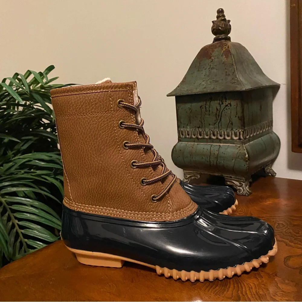 Sporto Dakota Pebble Faux Fur Lined Duck Boot